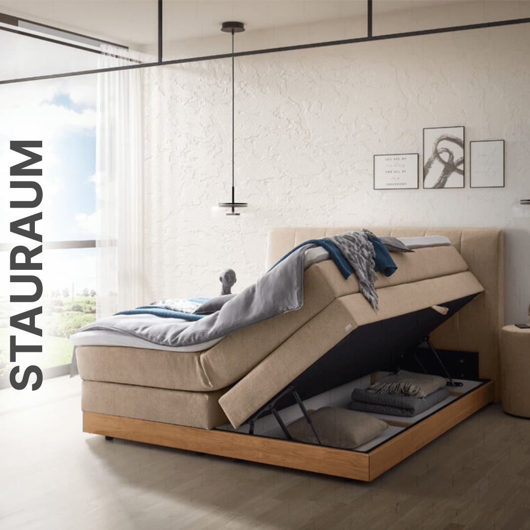 Boxspringbett mit Stauraum aufgeklappt